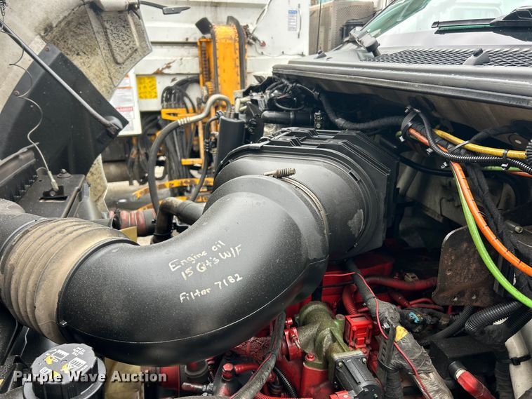 image for item FC5513 2008 Ford F750 XL Super Duty dump truck