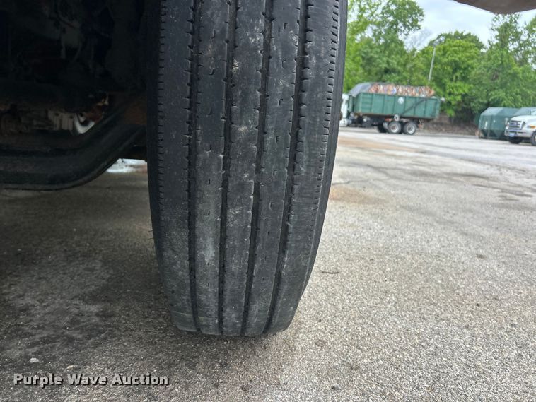 image for item FC5513 2008 Ford F750 XL Super Duty dump truck