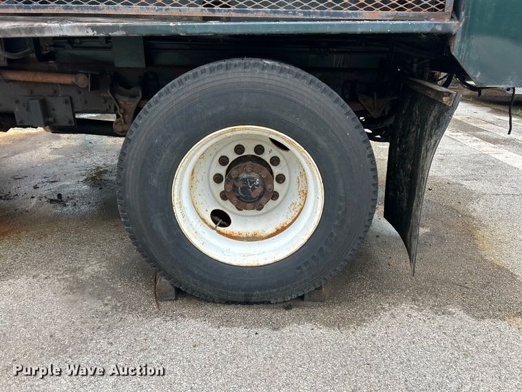 image for item FC5513 2008 Ford F750 XL Super Duty dump truck