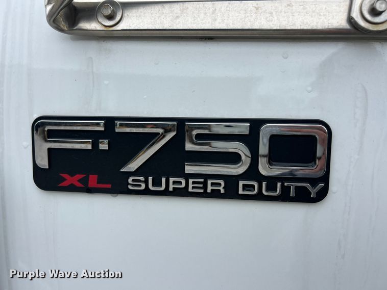 image for item FC5513 2008 Ford F750 XL Super Duty dump truck