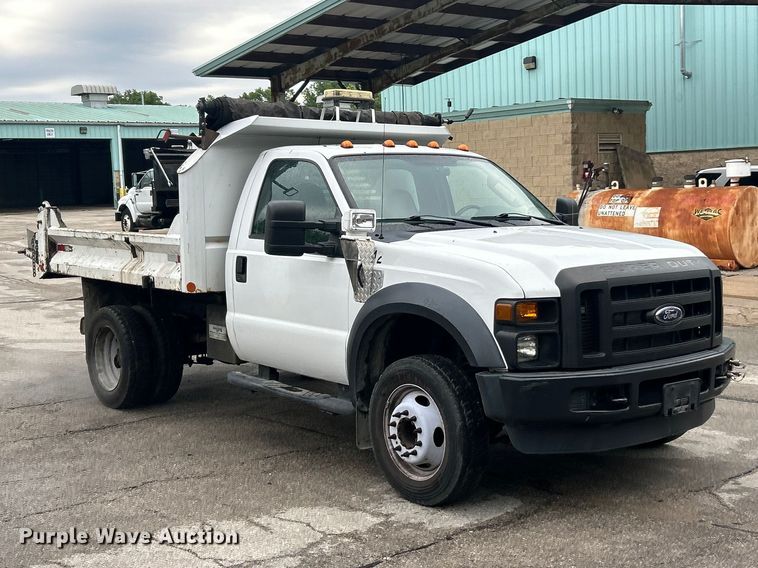image for item FC5514 2009 Ford F450 Super Duty dump truck