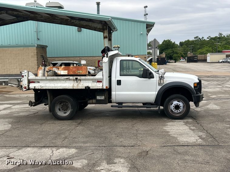 image for item FC5514 2009 Ford F450 Super Duty dump truck