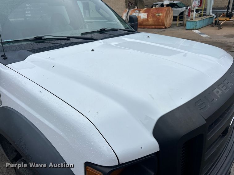 image for item FC5514 2009 Ford F450 Super Duty dump truck