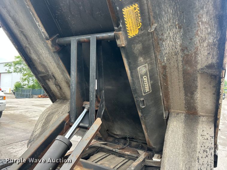 image for item FC5514 2009 Ford F450 Super Duty dump truck
