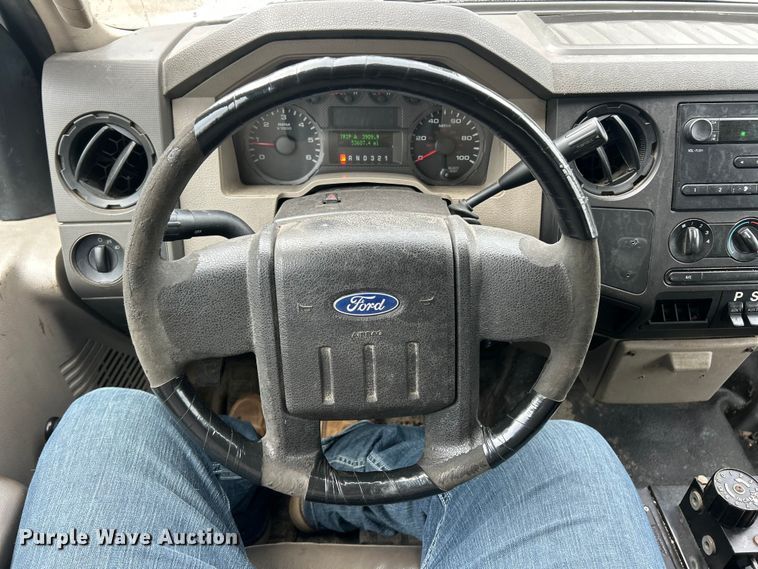 image for item FC5514 2009 Ford F450 Super Duty dump truck