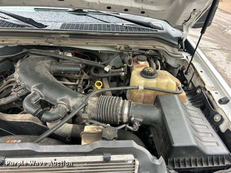 image for item FC5514 2009 Ford F450 Super Duty dump truck