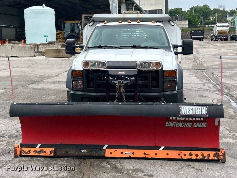 image for item FC5515 2009 Ford F450 Super Duty dump truck