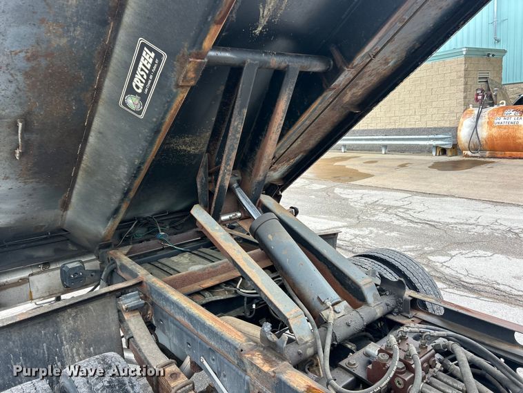 image for item FC5515 2009 Ford F450 Super Duty dump truck