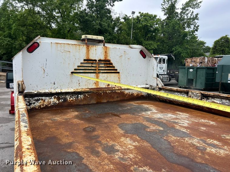 image for item FC5515 2009 Ford F450 Super Duty dump truck