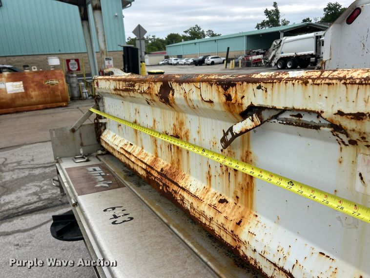 image for item FC5515 2009 Ford F450 Super Duty dump truck