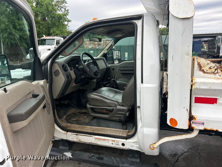image for item FC5515 2009 Ford F450 Super Duty dump truck