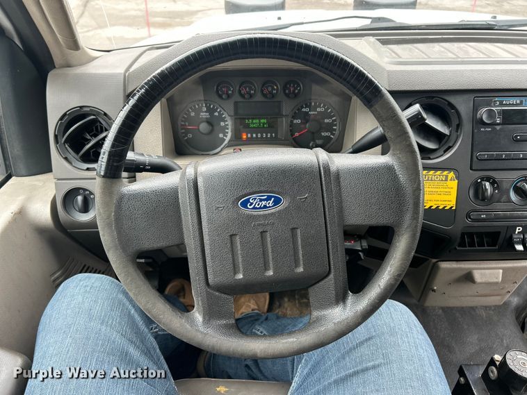 image for item FC5515 2009 Ford F450 Super Duty dump truck