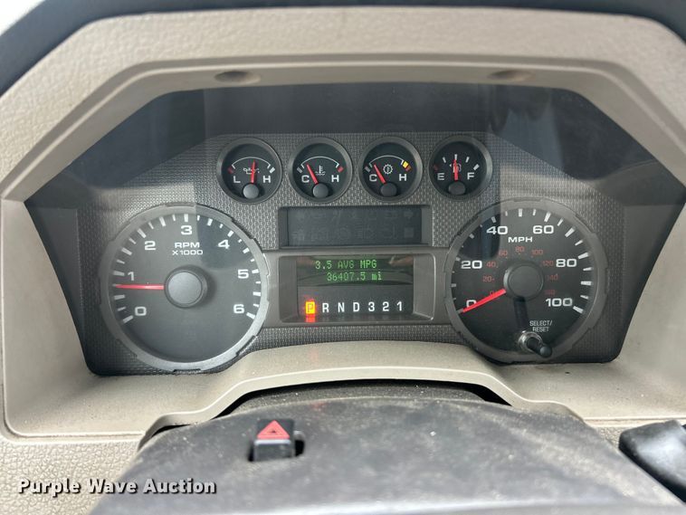 image for item FC5515 2009 Ford F450 Super Duty dump truck