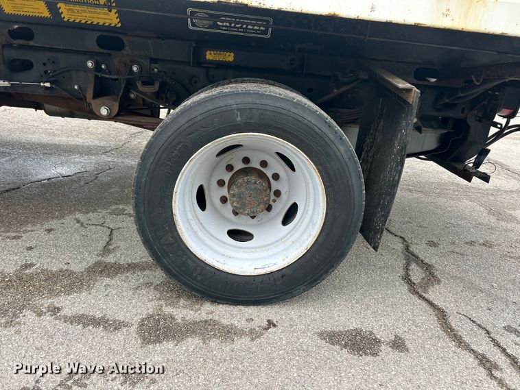 image for item FC5515 2009 Ford F450 Super Duty dump truck
