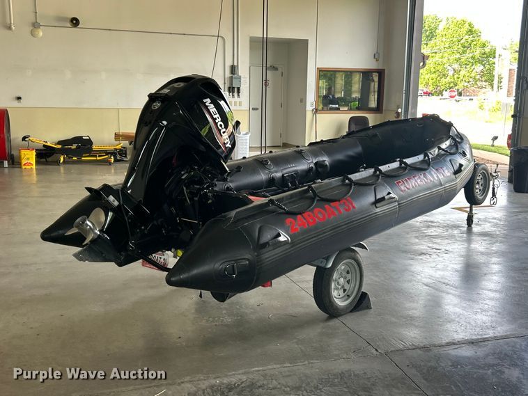 image for item FC5516 2012 Zodiac FC 420 RIG boat
