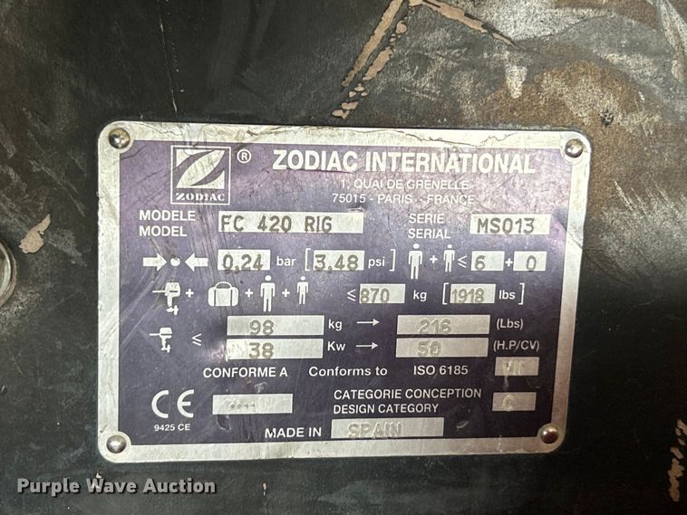 image for item FC5516 2012 Zodiac FC 420 RIG boat