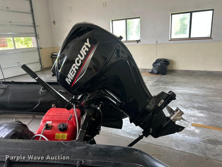 image for item FC5516 2012 Zodiac FC 420 RIG boat