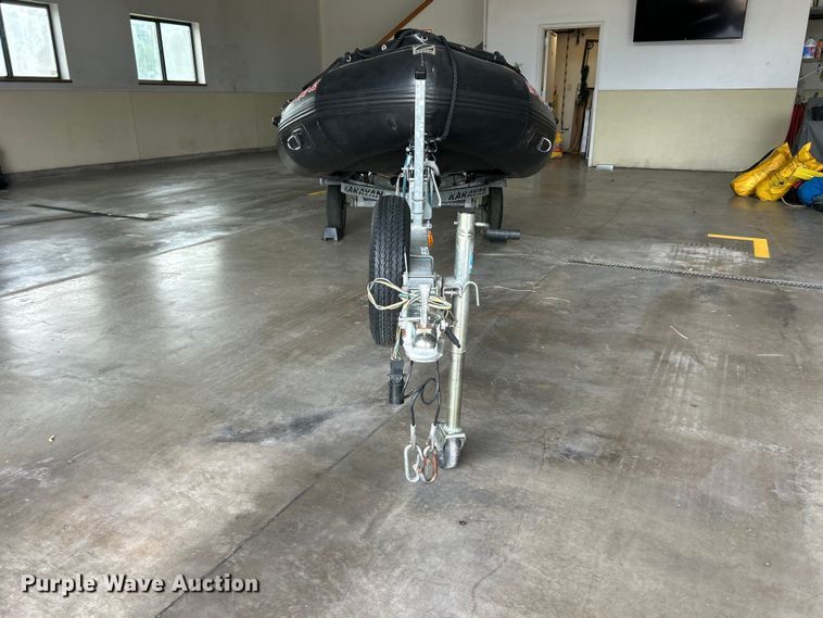 image for item FC5516 2012 Zodiac FC 420 RIG boat