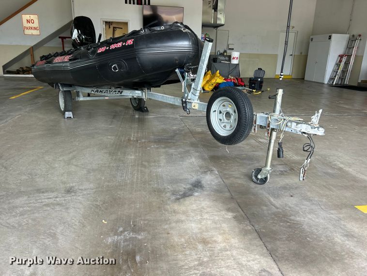 image for item FC5516 2012 Zodiac FC 420 RIG boat