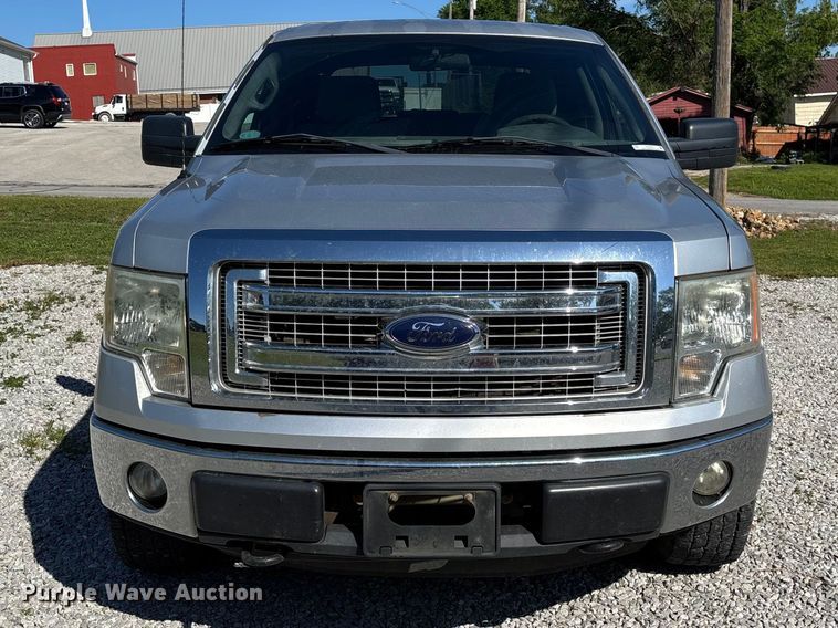 image for item FC5638 2011 Ford F150 Crew Cab pickup truck