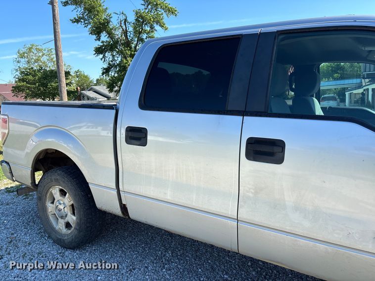 image for item FC5638 2011 Ford F150 Crew Cab pickup truck
