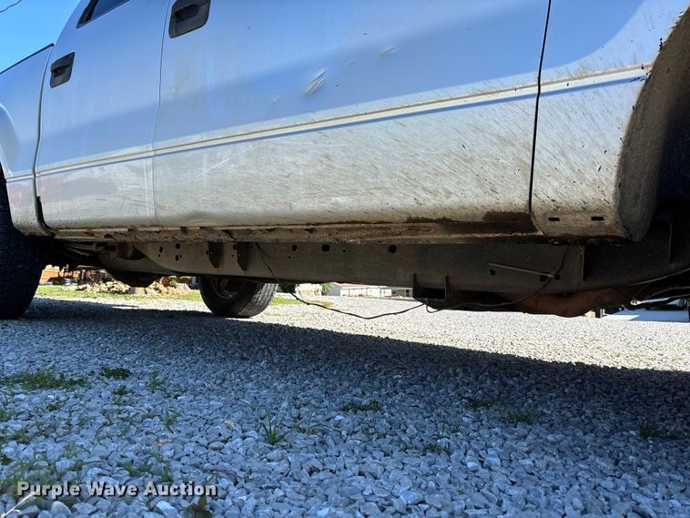 image for item FC5638 2011 Ford F150 Crew Cab pickup truck