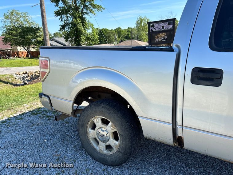 image for item FC5638 2011 Ford F150 Crew Cab pickup truck