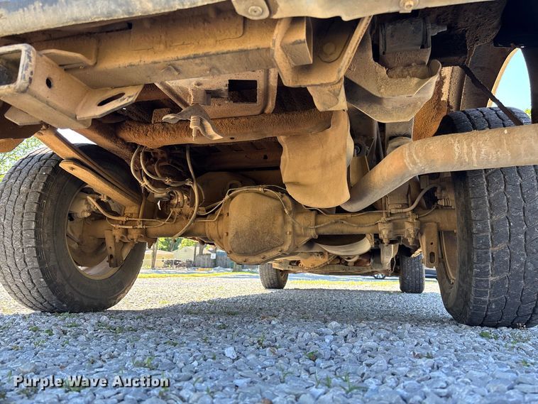 image for item FC5638 2011 Ford F150 Crew Cab pickup truck