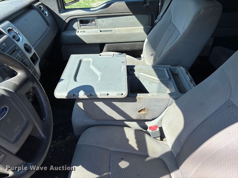 image for item FC5638 2011 Ford F150 Crew Cab pickup truck