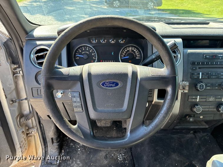 image for item FC5638 2011 Ford F150 Crew Cab pickup truck