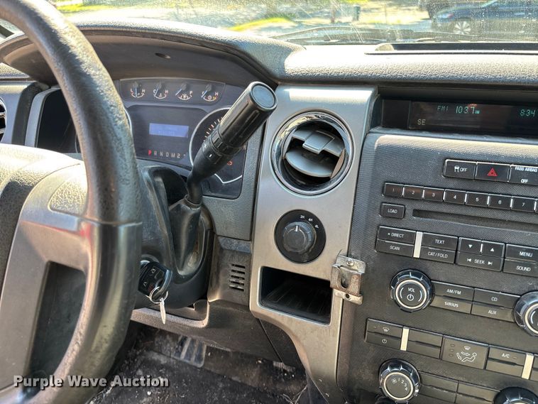 image for item FC5638 2011 Ford F150 Crew Cab pickup truck