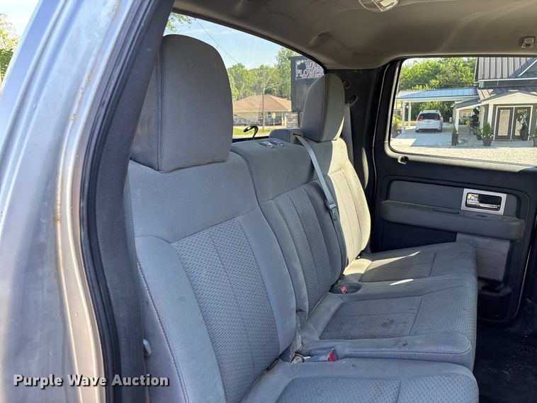 image for item FC5638 2011 Ford F150 Crew Cab pickup truck