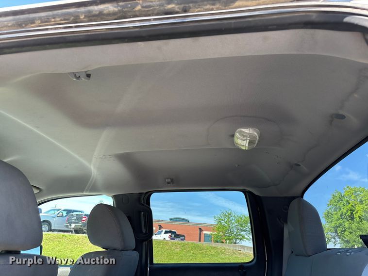 image for item FC5638 2011 Ford F150 Crew Cab pickup truck
