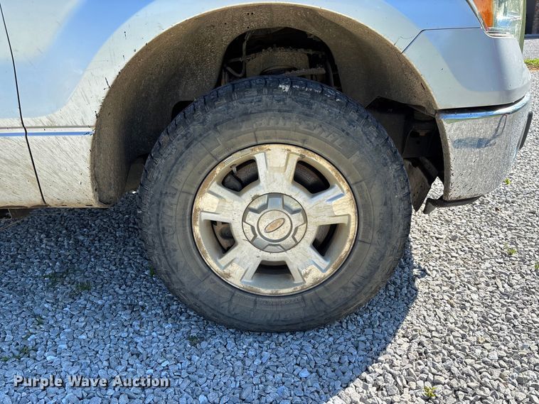 image for item FC5638 2011 Ford F150 Crew Cab pickup truck