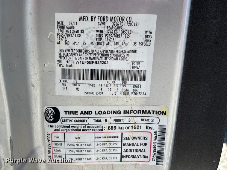 image for item FC5638 2011 Ford F150 Crew Cab pickup truck