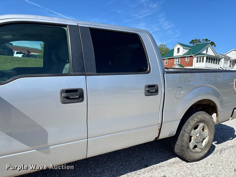 image for item FC5639 2012 Ford F150 Crew Cab pickup truck