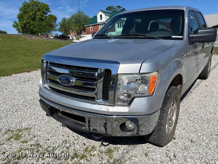 image for item FC5639 2012 Ford F150 Crew Cab pickup truck