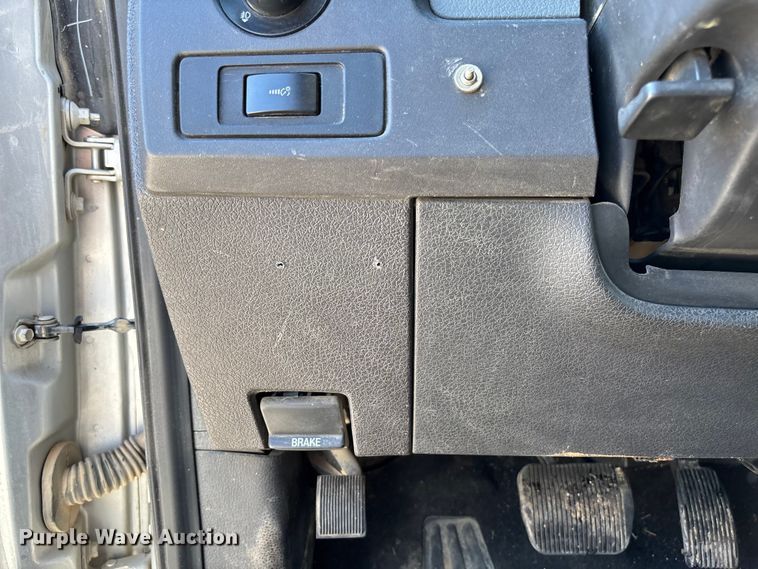 image for item FC5639 2012 Ford F150 Crew Cab pickup truck