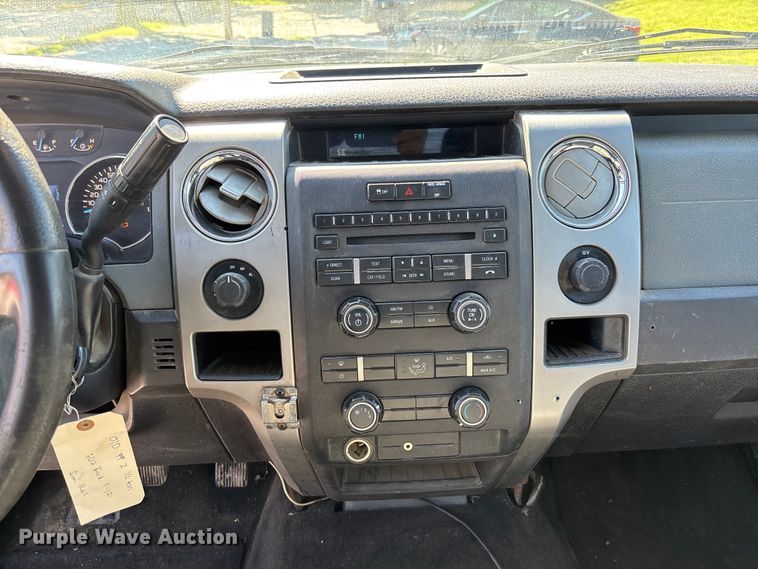 image for item FC5639 2012 Ford F150 Crew Cab pickup truck