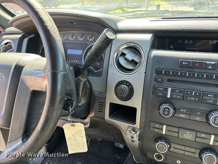 image for item FC5639 2012 Ford F150 Crew Cab pickup truck