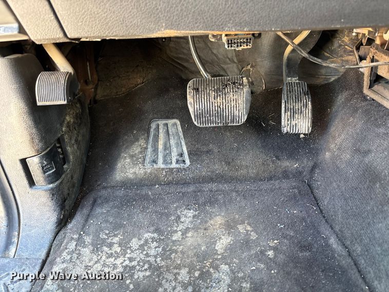 image for item FC5639 2012 Ford F150 Crew Cab pickup truck