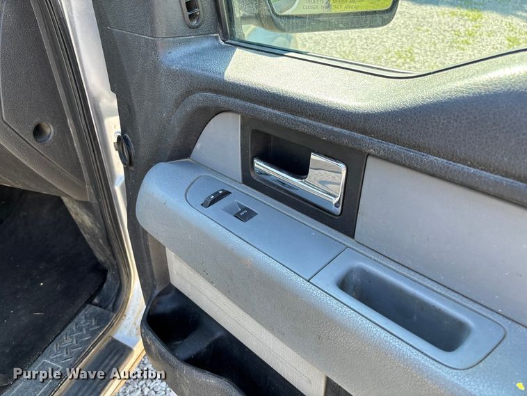 image for item FC5639 2012 Ford F150 Crew Cab pickup truck