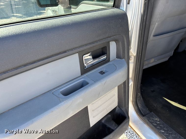 image for item FC5639 2012 Ford F150 Crew Cab pickup truck