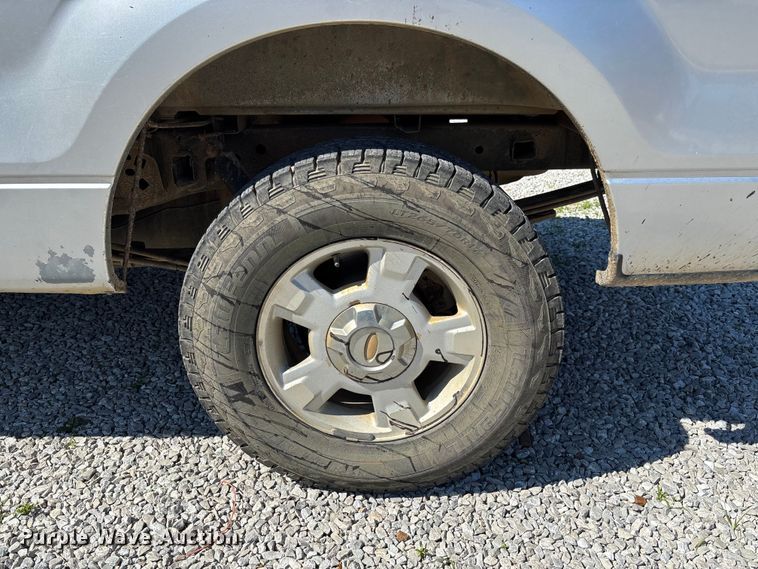 image for item FC5639 2012 Ford F150 Crew Cab pickup truck