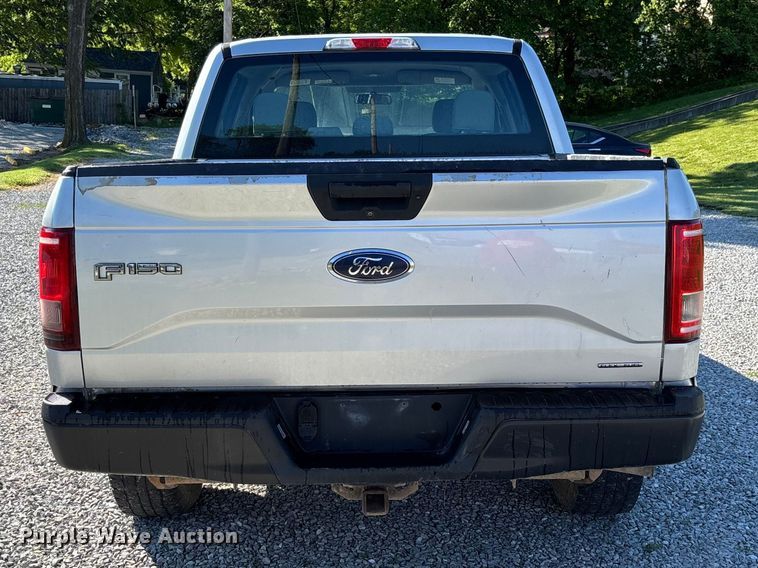 image for item FC5640 2016 Ford F150 Crew Cab pickup truck