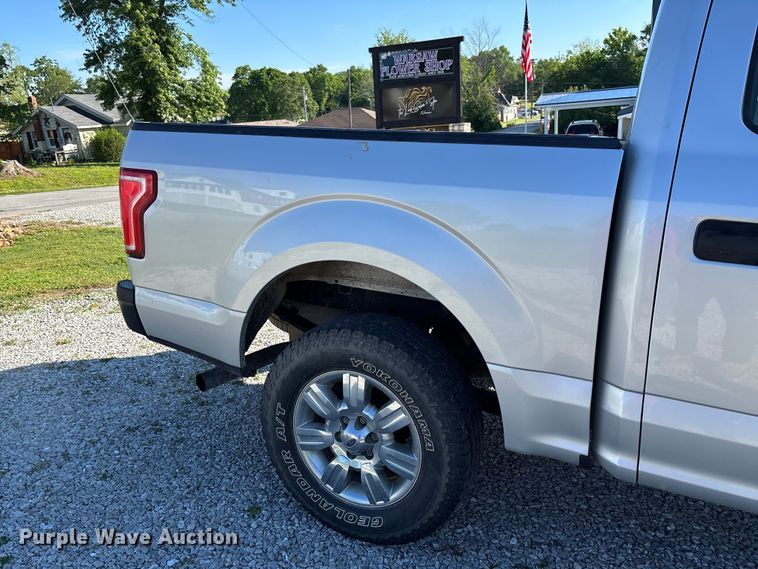 image for item FC5640 2016 Ford F150 Crew Cab pickup truck