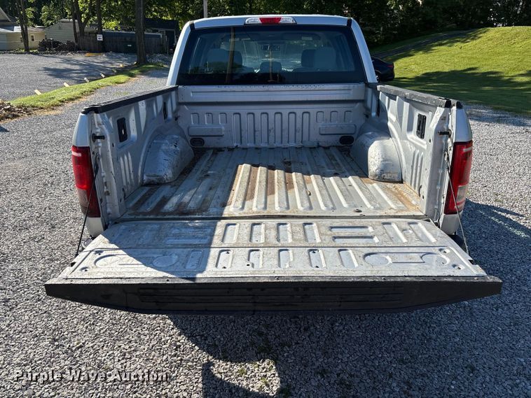 image for item FC5640 2016 Ford F150 Crew Cab pickup truck