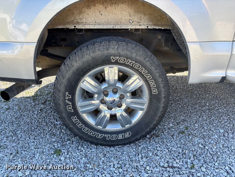 image for item FC5640 2016 Ford F150 Crew Cab pickup truck