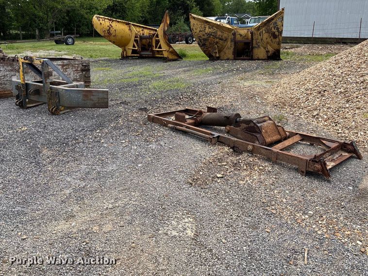 image for item FC5643 Truck parts