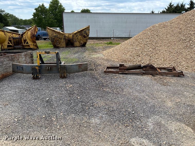 image for item FC5643 Truck parts
